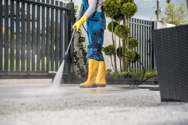 Best Post-Construction Pressure Washing  in Commack, NY